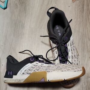 Under Armour Tribase Reign 5 Size 12.5